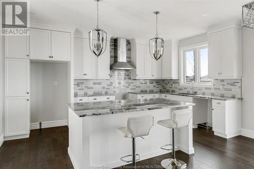 3450 Oke, Lasalle, ON - Indoor Photo Showing Kitchen With Upgraded Kitchen