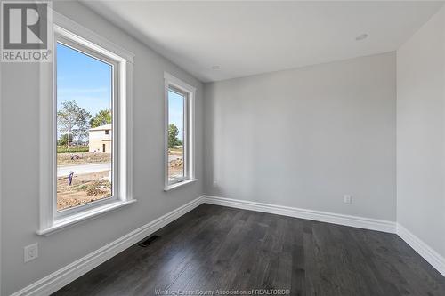 2512 Mayfair South, Lasalle, ON - Indoor Photo Showing Other Room