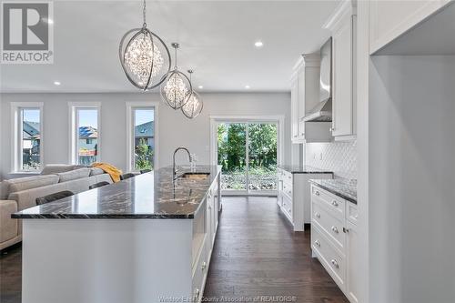 2512 Mayfair South, Lasalle, ON - Indoor Photo Showing Kitchen With Upgraded Kitchen