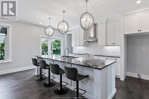 2512 Mayfair South, Lasalle, ON - Indoor Photo Showing Kitchen With Upgraded Kitchen