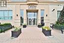 303 - 15277 Yonge Street, Aurora (Aurora Village), ON  - Outdoor 