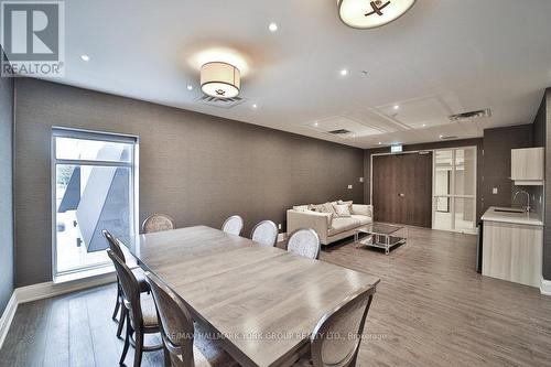 303 - 15277 Yonge Street, Aurora, ON - Indoor Photo Showing Dining Room