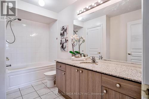 42 Pagnello Crescent, Markham, ON - Indoor Photo Showing Bathroom