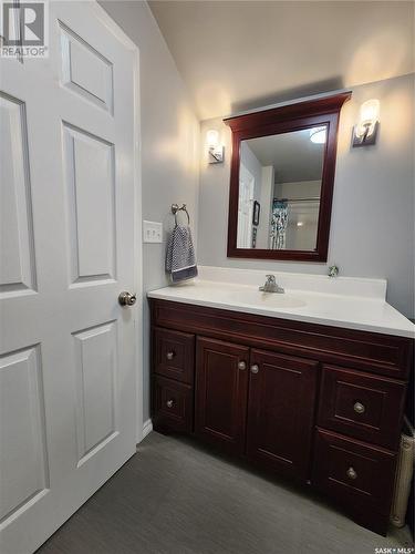 207 Garnet Street S, Wolseley, SK - Indoor Photo Showing Bathroom