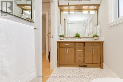 1508 Thetford Court, Mississauga, ON - Indoor Photo Showing Bathroom