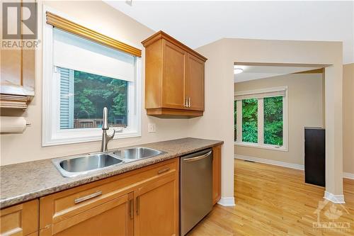 238 Jasper Crescent, Clarence-Rockland, ON - Indoor Photo Showing Kitchen With Double Sink