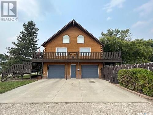 206 Lorraine Street, Weyburn, SK - Outdoor With Deck Patio Veranda