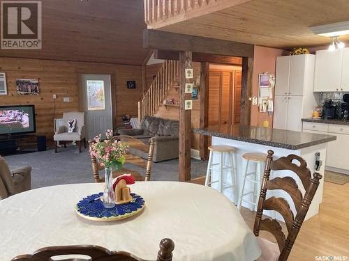 206 Lorraine Street, Weyburn, SK - Indoor Photo Showing Dining Room