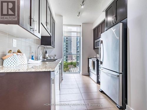 808 - 4065 Brickstone Mews E, Mississauga (City Centre), ON - Indoor Photo Showing Kitchen With Upgraded Kitchen