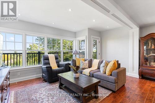 2788 Tallberg Court, Mississauga, ON - Indoor Photo Showing Living Room