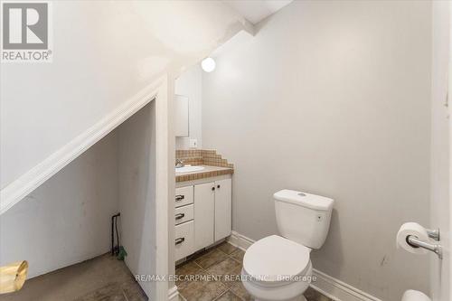 411 Mary Street, Hamilton (North End), ON - Indoor Photo Showing Bathroom