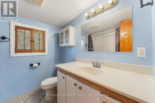 411 Mary Street, Hamilton (North End), ON - Indoor Photo Showing Bathroom