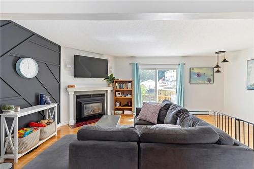 51 Caroga Court Unit# 3, Hamilton, ON - Indoor Photo Showing Living Room With Fireplace