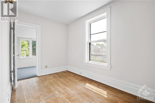 108 Grove Avenue, Ottawa, ON - Indoor Photo Showing Other Room