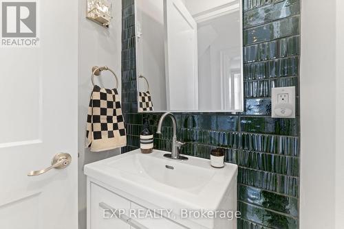 60 Bakker Road, Prince Edward County (Hillier), ON - Indoor Photo Showing Bathroom