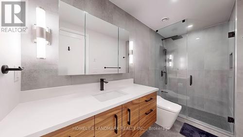 314 - 70 Roehampton Avenue, Toronto (Mount Pleasant West), ON - Indoor Photo Showing Bathroom