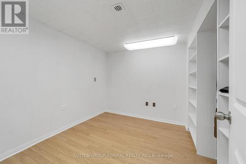 697 George Street, Burlington (Brant), ON - Indoor Photo Showing Other Room