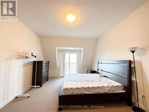 2097 Queensborough Gate, Mississauga (Central Erin Mills), ON - Indoor Photo Showing Bedroom