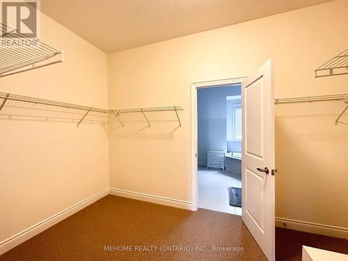 2097 Queensborough Gate, Mississauga, ON - Indoor Photo Showing Other Room