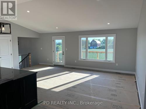 8 Acrevale Road, Kawartha Lakes, ON - Indoor Photo Showing Other Room