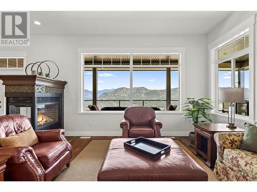 2582 St Andrews Street, Blind Bay, BC - Indoor Photo Showing Living Room With Fireplace