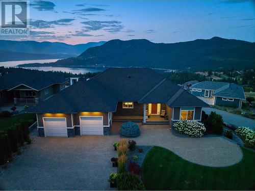 2582 St Andrews Street, Blind Bay, BC - Outdoor