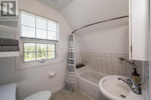 11140 Harold Drive, Prince George, BC - Indoor Photo Showing Bathroom