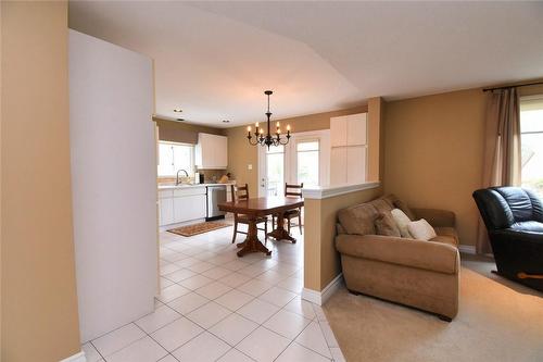 43 Glenayr Street, Hamilton, ON - Indoor Photo Showing Living Room