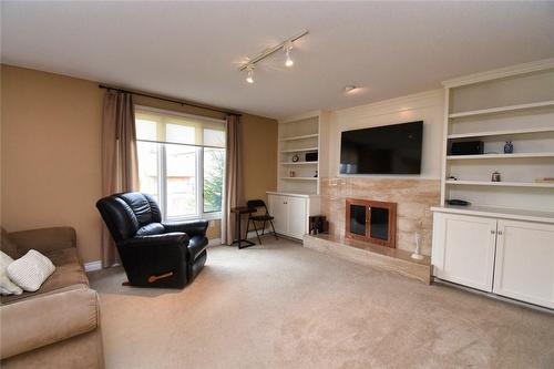 43 Glenayr Street, Hamilton, ON - Indoor Photo Showing Living Room With Fireplace