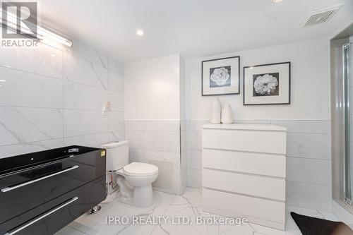 923 Bristol Road W, Mississauga (East Credit), ON - Indoor Photo Showing Bathroom