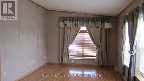 #5-152 Concession Road 11 W, Trent Hills (Hastings), ON - Indoor Photo Showing Other Room