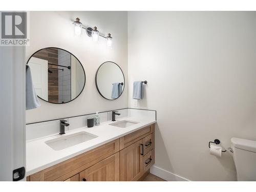 10833 Hare Road, Lake Country, BC - Indoor Photo Showing Bathroom