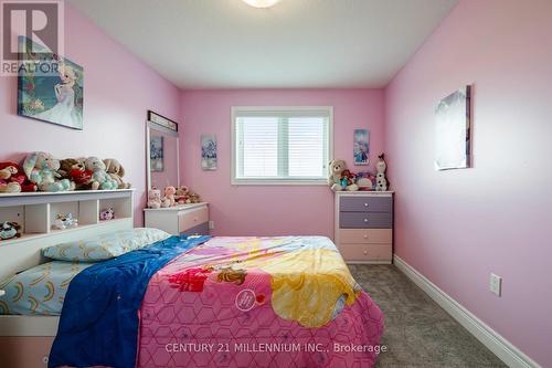 28 Sparrow Crescent, East Luther Grand Valley (Grand Valley), ON - Indoor Photo Showing Bedroom