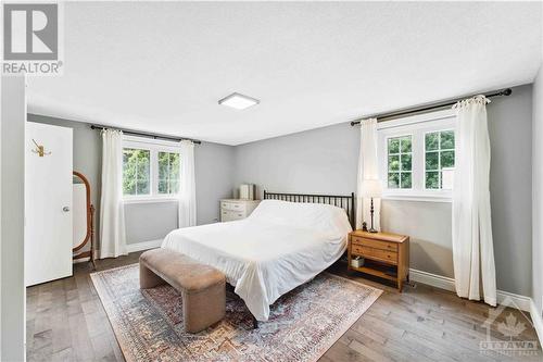 13 Beechmont Crescent, Ottawa, ON - Indoor Photo Showing Bedroom