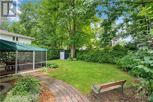 13 Beechmont Crescent, Ottawa, ON - Outdoor