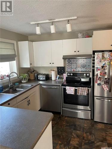 334 Swaan Street, Porcupine Plain, SK - Indoor Photo Showing Kitchen With Double Sink