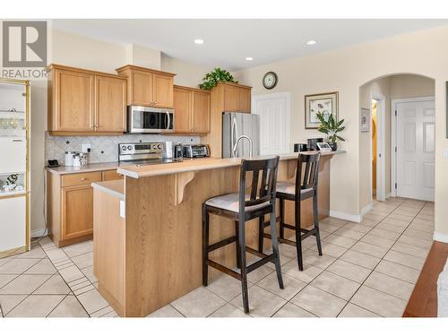 700 South Crest Drive Unit# 5 Lot# 5, Kelowna, BC - Indoor Photo Showing Kitchen