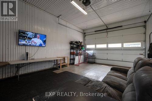 54080 Eden Line, Aylmer (Ay), ON - Indoor Photo Showing Garage