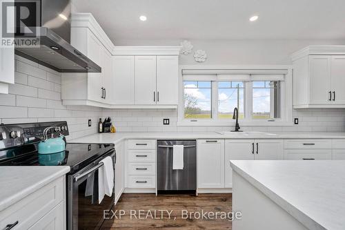 54080 Eden Line, Aylmer (Ay), ON - Indoor Photo Showing Kitchen