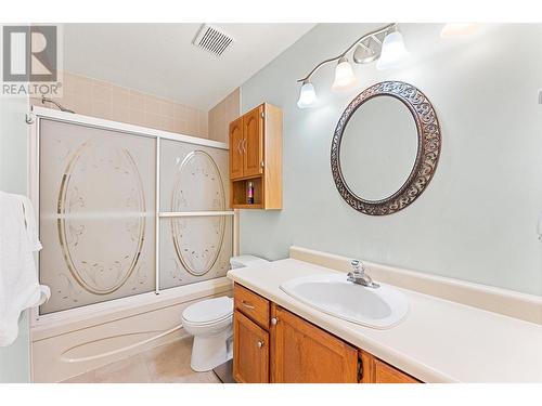 2110 Hoy Street Unit# 308, Kelowna, BC - Indoor Photo Showing Bathroom