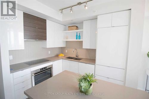 1505 - 59 Annie Craig Drive, Toronto (Mimico), ON - Indoor Photo Showing Kitchen With Double Sink