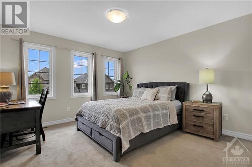 Bedroom 5 with walk-in closet - 915 Guinness Crescent, Ottawa, ON - Indoor Photo Showing Bedroom