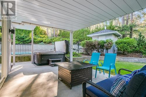 944 Purcell Court, Kelowna, BC - Outdoor With Deck Patio Veranda With Exterior