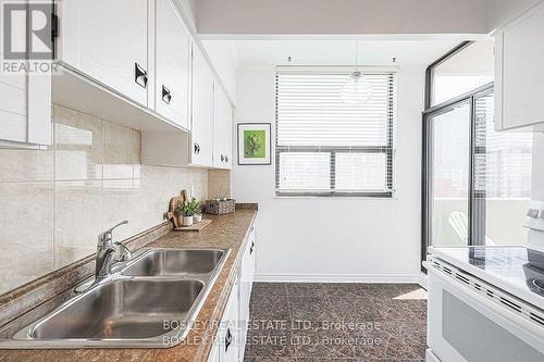 1201 - 86 Gloucester Street, Toronto (Church-Yonge Corridor), ON - Indoor Photo Showing Kitchen With Double Sink