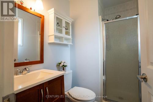 9 Whitehorn Crescent, Barrie (Holly), ON - Indoor Photo Showing Bathroom