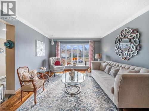 15 Blackthorn Lane, Brampton (Brampton North), ON - Indoor Photo Showing Living Room