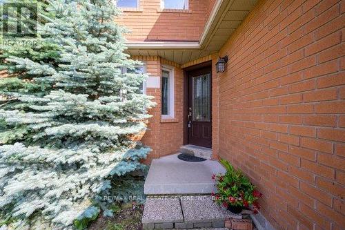 510 Taylor Crescent, Burlington (Shoreacres), ON - Outdoor