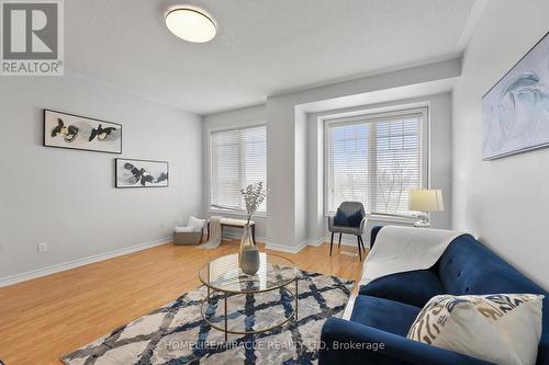 80 Magdalene Crescent, Brampton, ON - Indoor Photo Showing Living Room