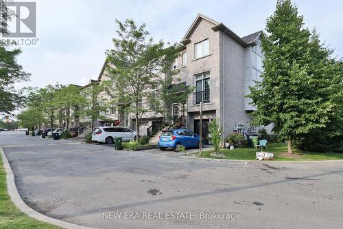 27 Piggott Mews, Toronto (Weston), ON - Outdoor