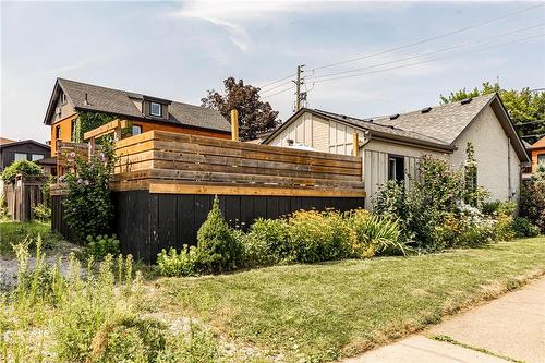 144 Young Street, Hamilton, ON - Outdoor